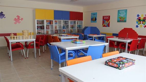 21. YY Karşıyaka Koleji